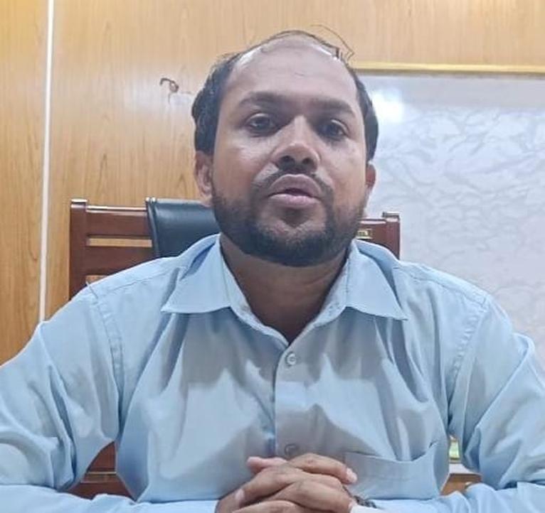 বদলিতে ‘৮-১০ লাখ টাকা’ লাগে, দাবি তালতলী উপজেলা প্রকৌশলীর; অডিও ভাইরাল
