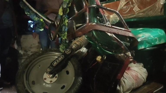 পটুয়াখালীর কলাপাড়ায় বাস-ইজিবাইক মুখোমুখি সংঘর্ষে নিহত ১, আহত ৮