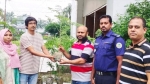 বরগুনায় দুই উন্নয়ন সংস্থার উদ্যোগে কৃষ্ণচূড়া গাছের চারা বিতরণ