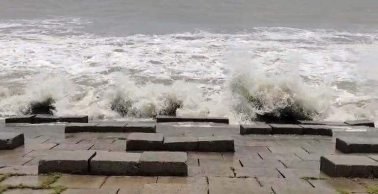 বঙ্গোপসাগরে লঘুচাপ, পায়রা বন্দরে ৩ নম্বর সতর্ক সংকেত