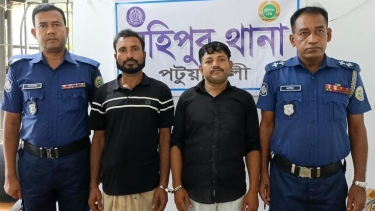 কুয়াকাটায় সাংবাদিক কে এম বাচ্চুর ওপর হাতুড়ি হামলা: মামলায় গ্রেপ্তার ২