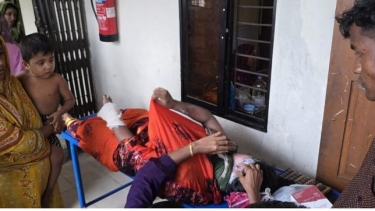 ফুটন্ত ভাতের হাঁড়ি ঢেলে ভাবিকে ঝলসে দেওয়ার অভিযোগ ননদের বিরুদ্ধে