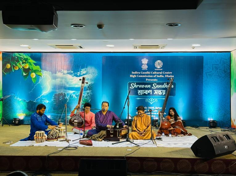 ঢাকায় আইজিসিসির ‘শ্রাবণ সন্ধ্যা’, সংগীতে ফুটল বর্ষার সৌন্দর্য