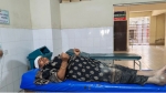 আমতলীতে বাদীর বিরুদ্ধে সাক্ষী দেয়ায় নারীকে চাপাতি দিয়ে কুপিয়ে জখম