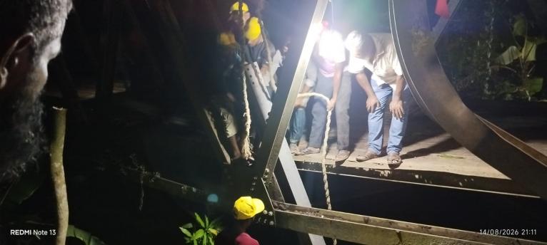 নেছারাবাদে বেইলি ব্রিজ দেবে স্বরূপকাঠি-বরিশাল সড়কে যান চলাচল বন্ধ