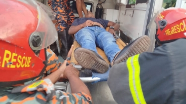 গৌরনদীতে মোটরসাইকেল-নসিমনের মুখোমুখি সংঘর্ষে আহত ২