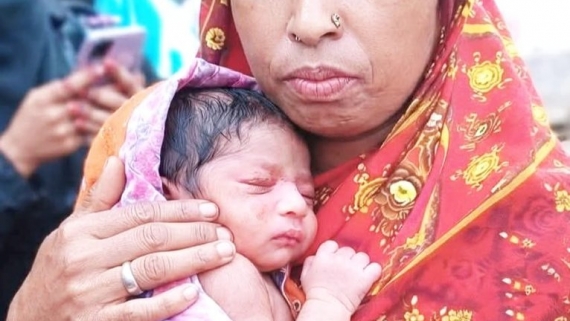 বরগুনায় ব্যাগের ভেতর উদ্ধার সেই নবজাতক এখন ঢাকায়