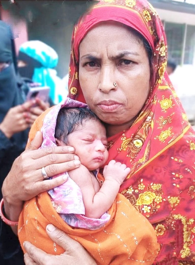 বরগুনায় ব্যাগের ভেতর উদ্ধার সেই নবজাতক এখন ঢাকায়