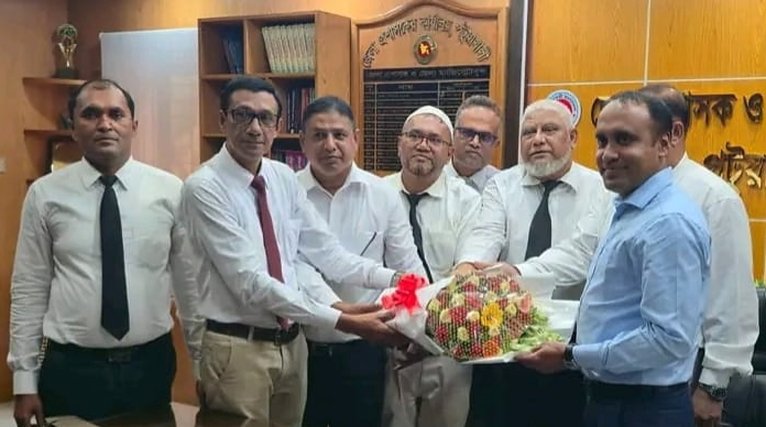 কলাপাড়া চৌকি আদালতে রাষ্ট্রপক্ষের আইন কর্মকর্তাদের যোগদান