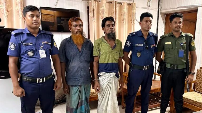 রাজাপুরে মা ইলিশ শিকার, দুই জেলের ৩০ দিনের কারাদণ্ড