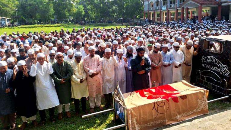 পটুয়াখালীতে সাংবাদিক সোহরাব হোসেনের দাফন সম্পন্ন