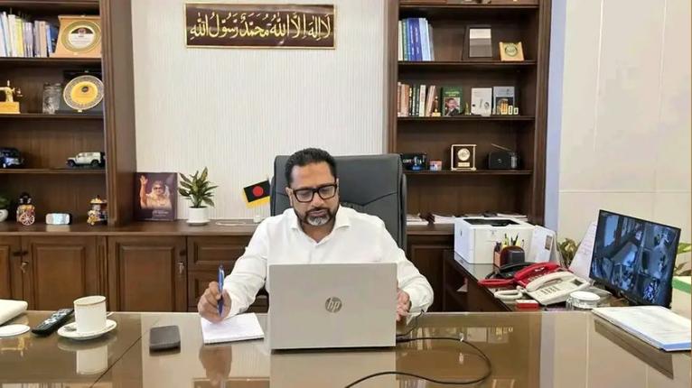 পিরোজপুরে মাদক ও কিশোর গ্যাং দমনে কঠোর নজরদারির নির্দেশ প্রতিমন্ত্রীর