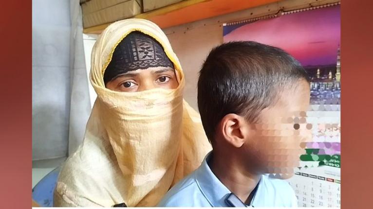 নেছারাবাদে গভীর রাতে বিধবার ঘরের দরজা খোলা রাখতে বললেন মাতবর!