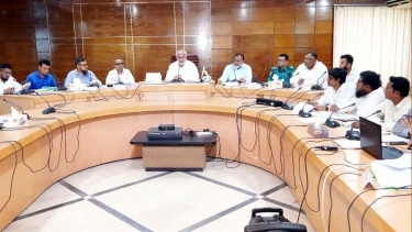 খুলনায় যানজট নিরসনে এআই প্রযুক্তিতে ট্রাফিক ব্যবস্থাপনার উদ্যোগ