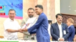 জাতীয় সম্মাননা পেলেন নলছিটির তরুণ সংগঠক আরিফুর রহমান