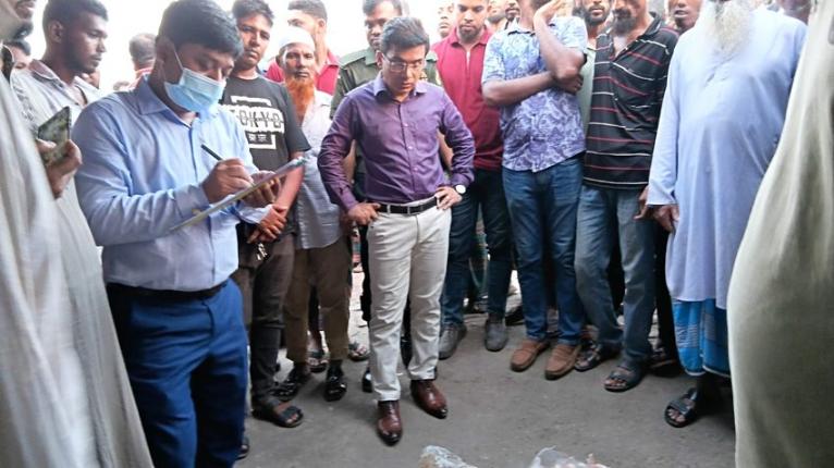 গৌরনদীতে গর্ভবতী গরু জবাই, ঘটনাস্থলে মিলল মৃত বাছুর; মাংস মাটিচাপা দেওয়ার নির্দেশ