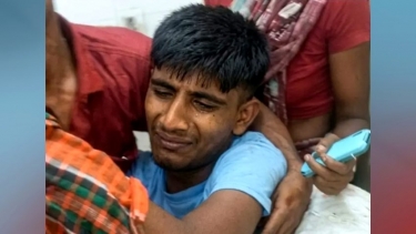 গলাচিপায় আতশবাজির বিস্ফোরণে কিশোরের হাতের পাঁচ আঙুল বিচ্ছিন্ন
