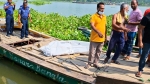 নাজিরপুরে ট্রলারডুবি: সন্তানের পর এবার মায়ের মরদেহ উদ্ধার