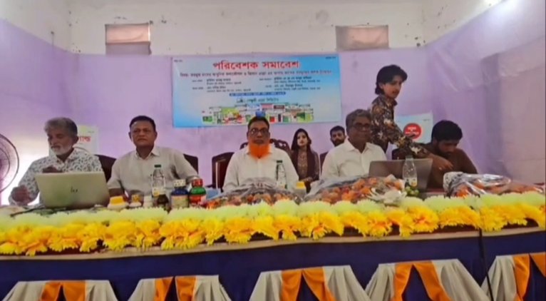 গলাচিপায় আগাম জাতের তরমুজের বীজ উন্মোচন, পরিবেশক সমাবেশ